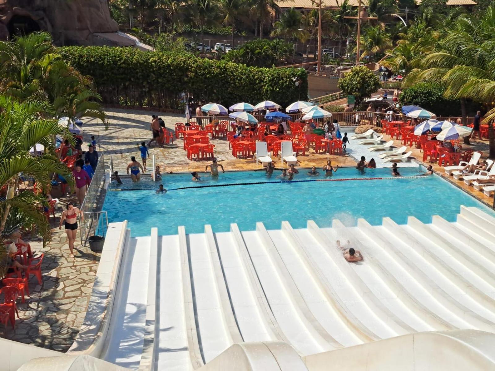 Piazza Diroma Hotel - Acqua Park E Splash Caldas Novas Exteriör bild